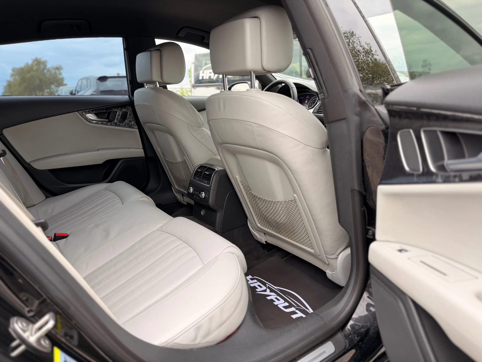 Audi A7 /RS7= 3.0BiTdi= Quattro= Matrix= Distrnic= Keyless, снимка 12 - Автомобили и джипове - 54382164