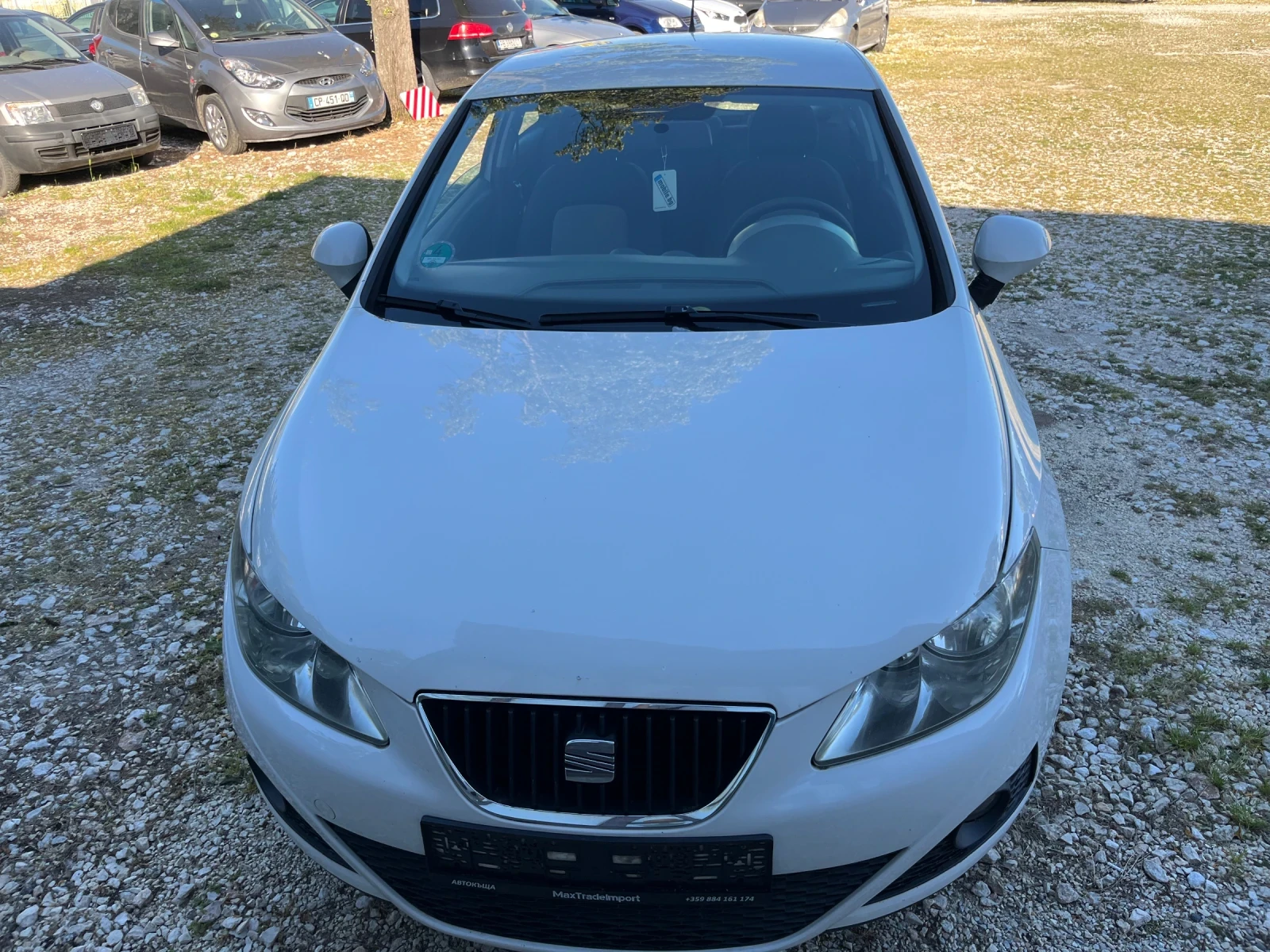 Seat Ibiza 1.4i, снимка 2 - Автомобили и джипове - 54598080