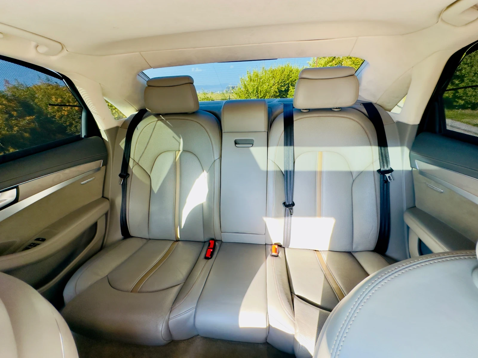 Audi A8 4.2, снимка 12 - Автомобили и джипове - 55646702
