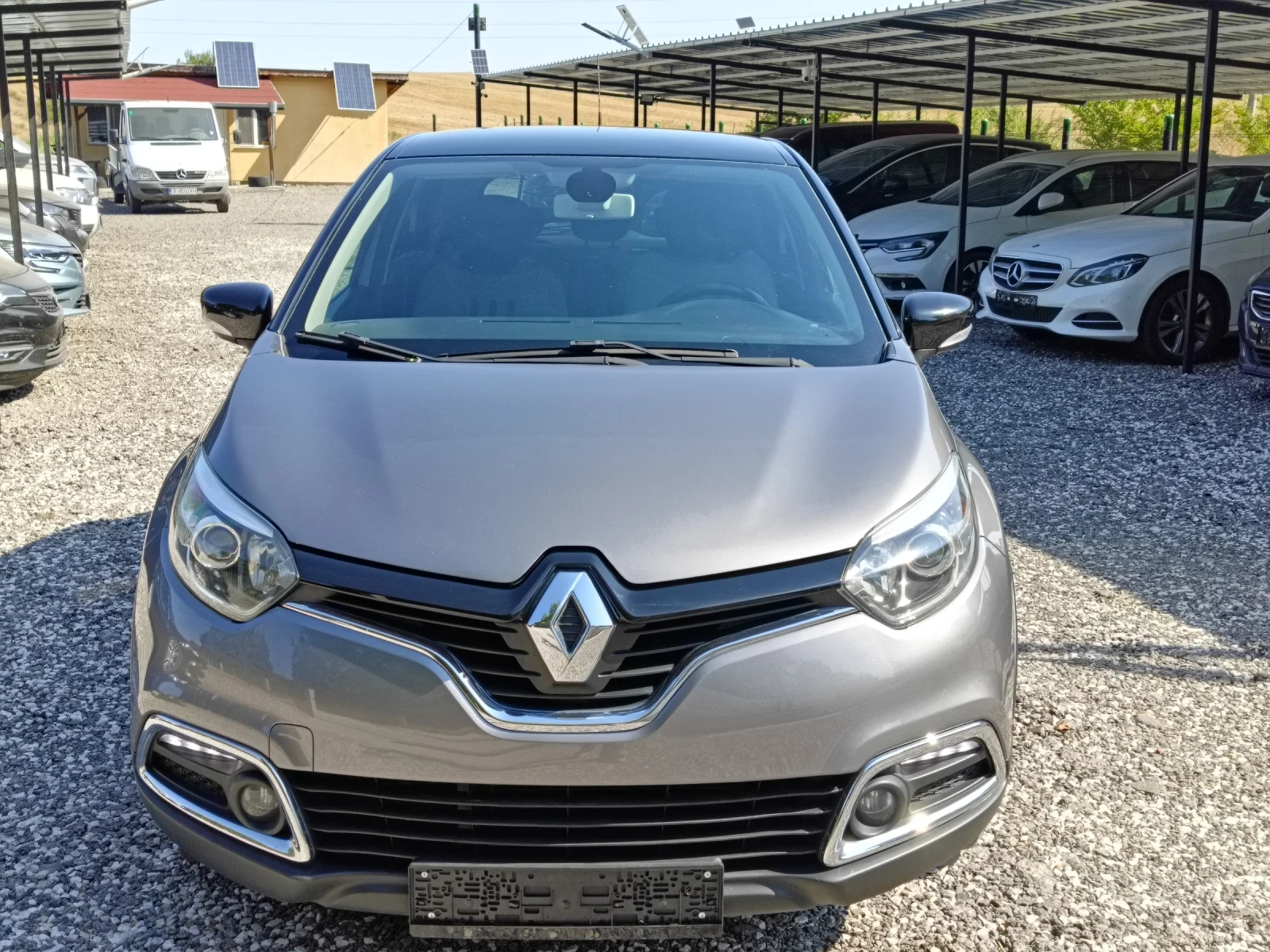 Renault Captur 1.5dci Автоматик , снимка 3 - Автомобили и джипове - 55711020