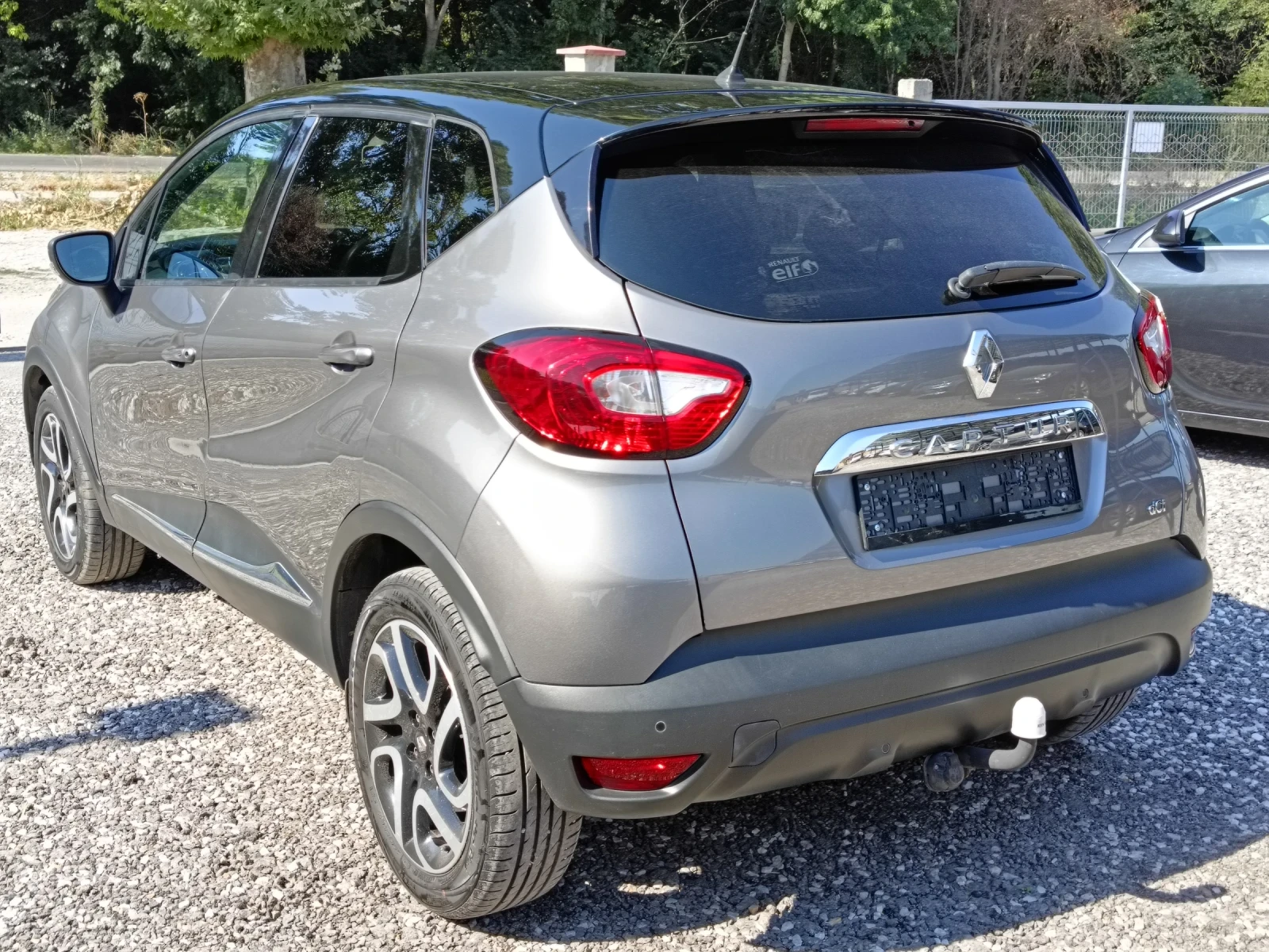 Renault Captur 1.5dci Автоматик , снимка 6 - Автомобили и джипове - 55711020
