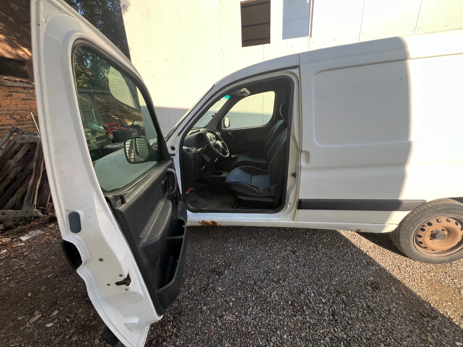 Peugeot Partner, снимка 3 - Автомобили и джипове - 55841206