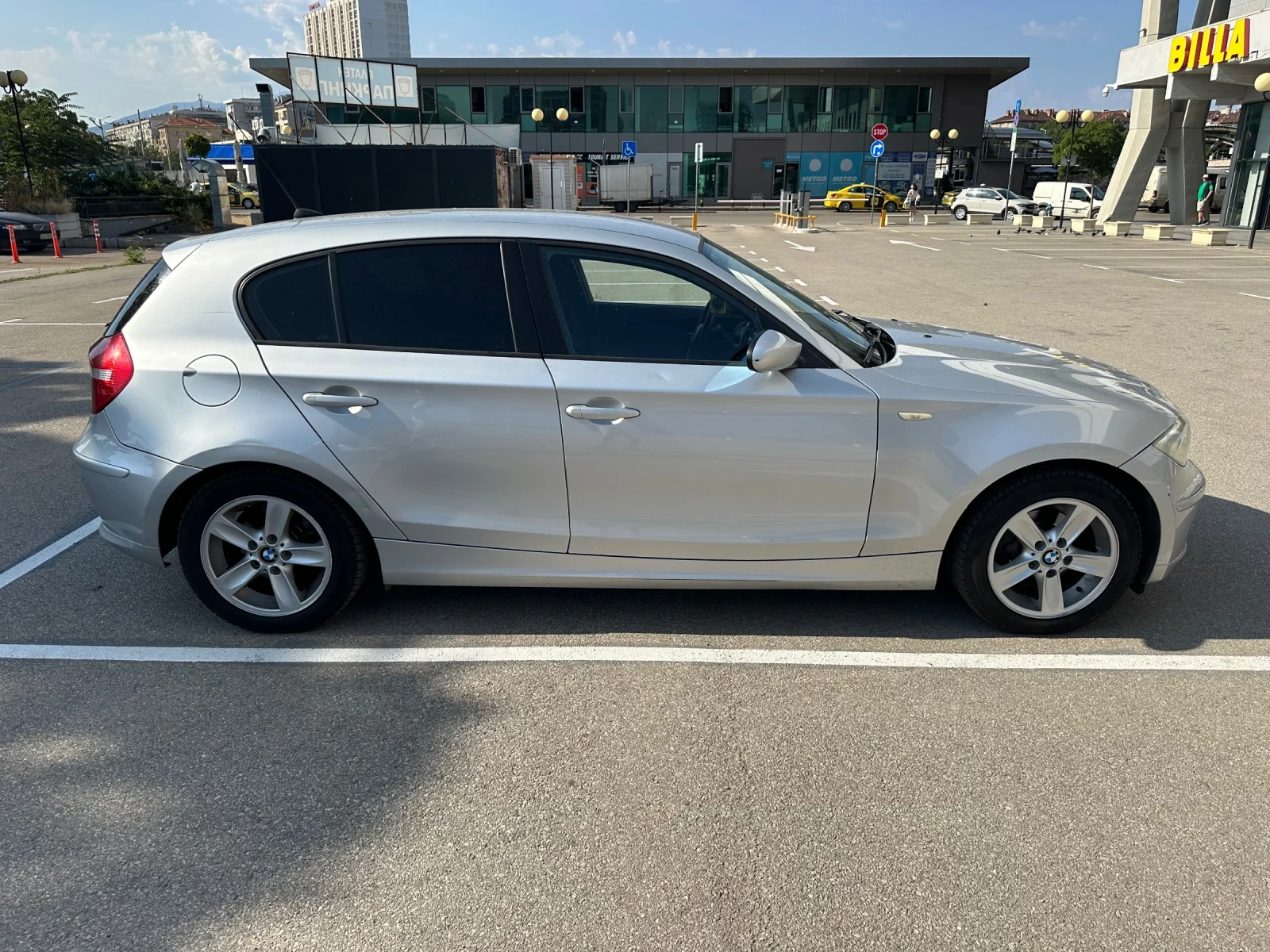 BMW 116, снимка 14 - Автомобили и джипове - 55930390