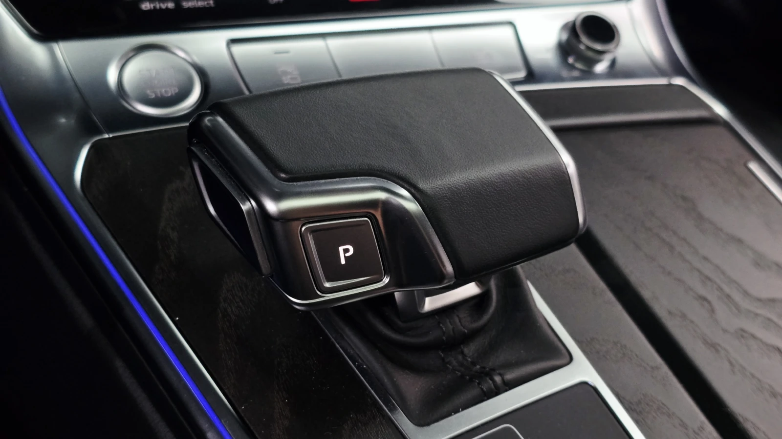 Audi A6 45 TFSI* BLIND SPOT* 360* HUD* ЛЮК* КРАЙНА ЦЕНА, снимка 9 - Автомобили и джипове - 55983994