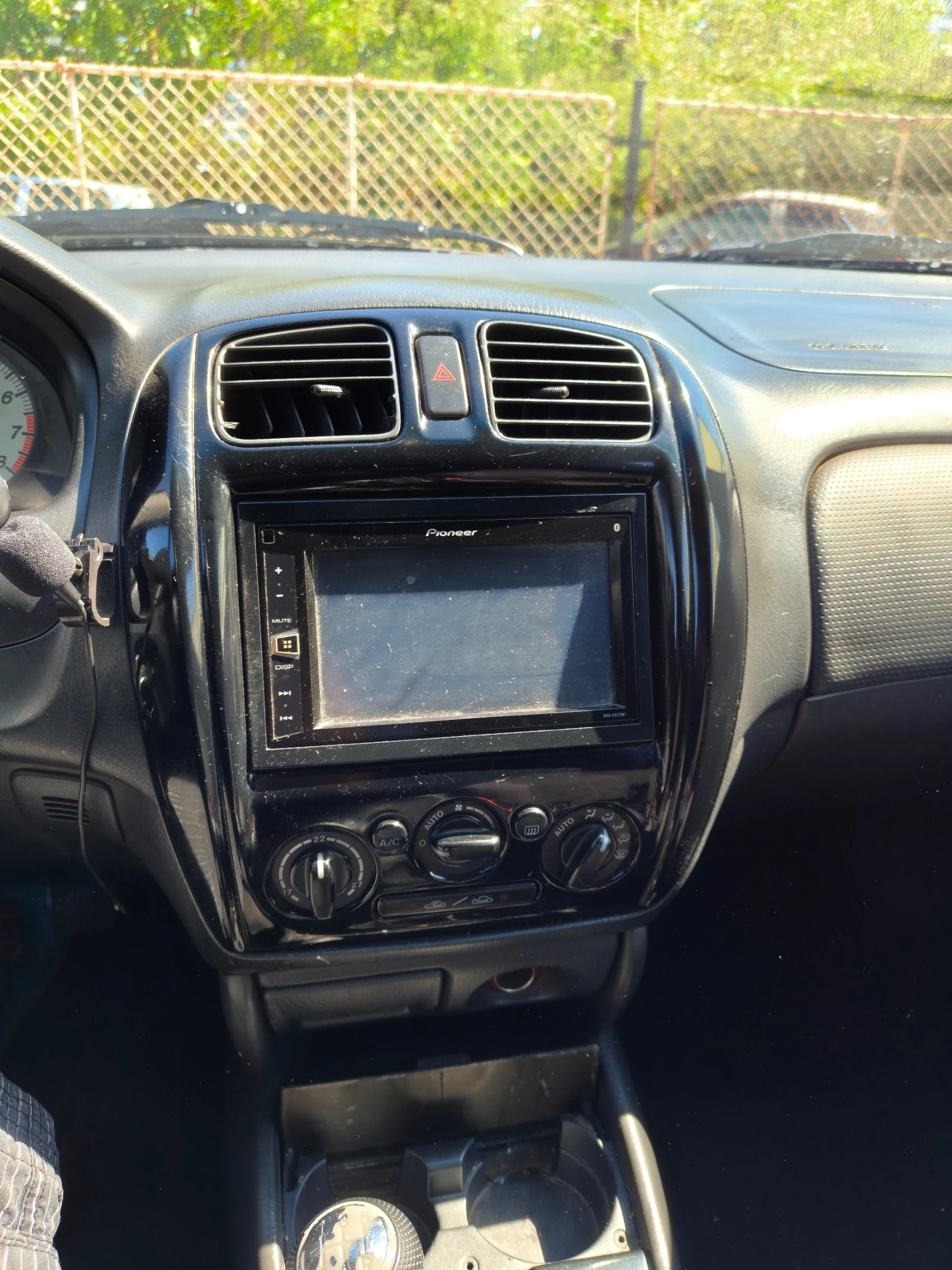 Mazda 323 sportive, снимка 6 - Автомобили и джипове - 56085858