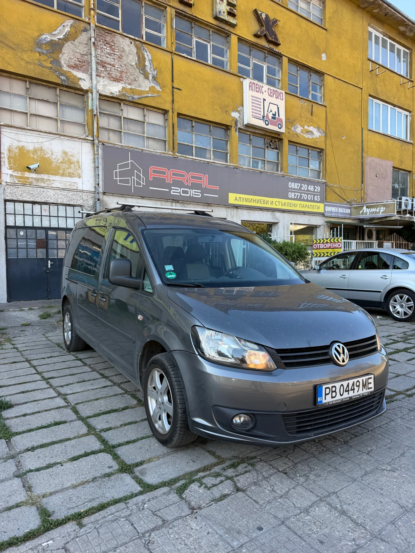 VW Caddy, снимка 2 - Автомобили и джипове - 56205190