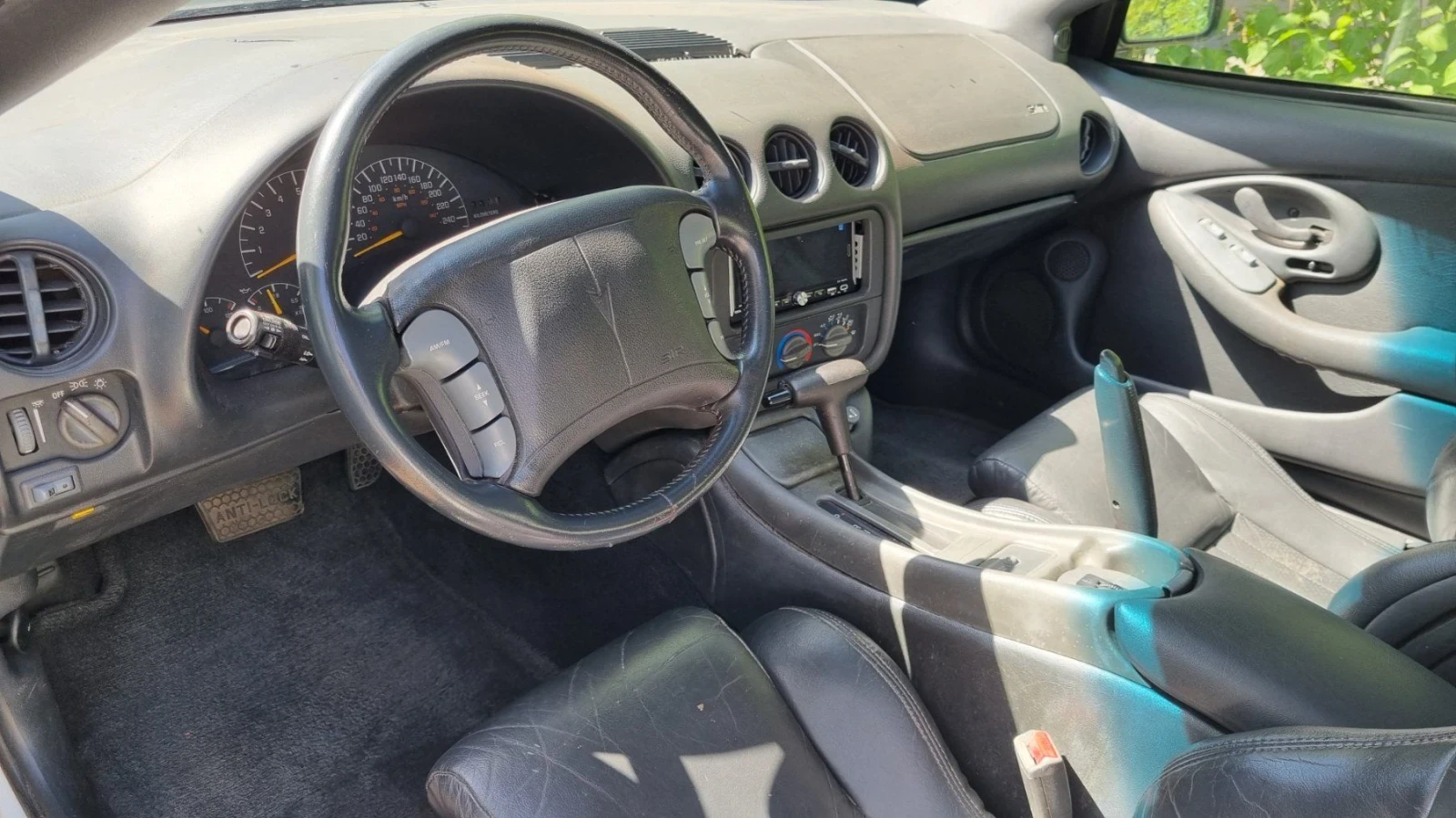 Pontiac Firebird 3.4, снимка 4 - Автомобили и джипове - 56647569