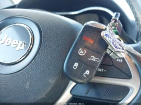 Jeep Grand cherokee LIMITED/4X4/DIGITAL/ - 27750 лв. / 14188.35 € - 60068421 10