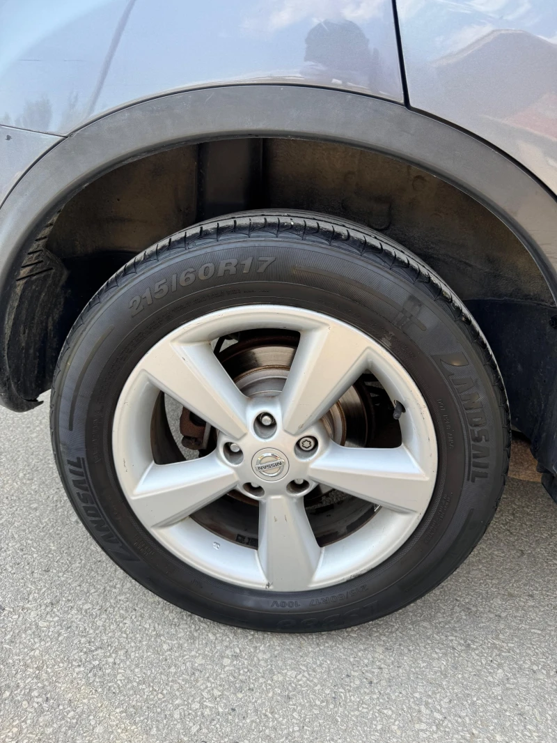 Nissan Qashqai Acenta, снимка 12 - Автомобили и джипове - 52218226