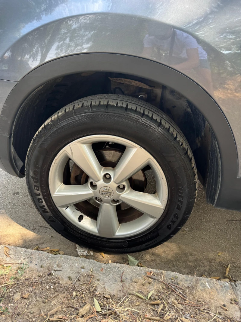 Nissan Qashqai Acenta, снимка 10 - Автомобили и джипове - 52218226