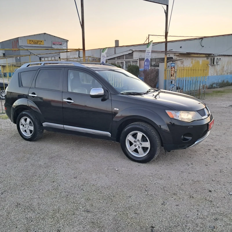 Mitsubishi Outlander 2.0DID, 4WD, 7m, снимка 5 - Автомобили и джипове - 52818725