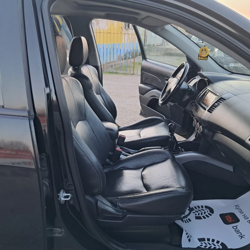 Mitsubishi Outlander 2.0DID, 4WD, 7m, снимка 13 - Автомобили и джипове - 52818725