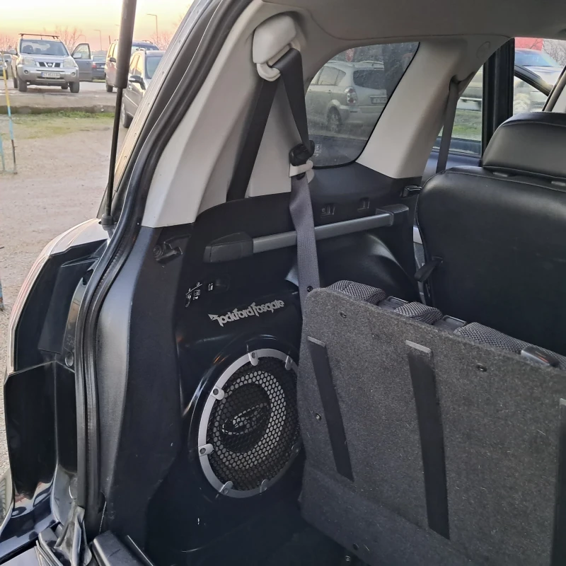 Mitsubishi Outlander 2.0DID, 4WD, 7m, снимка 10 - Автомобили и джипове - 52818725