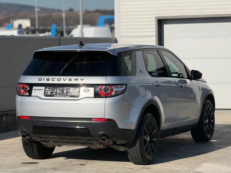Land Rover Discovery 2.0D* 4x4 * ТОП СЪСТОЯНИЕ*  РЕГИСТРИРАН * ОБСЛУЖЕН, снимка 5 - Автомобили и джипове - 53110436