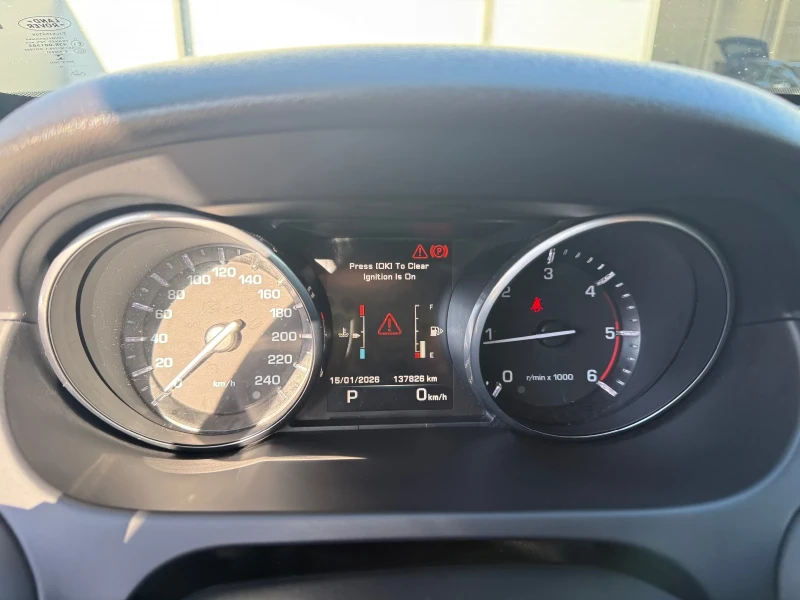 Land Rover Discovery 2.0D* 4x4 * ТОП СЪСТОЯНИЕ*  РЕГИСТРИРАН * ОБСЛУЖЕН, снимка 14 - Автомобили и джипове - 53110436