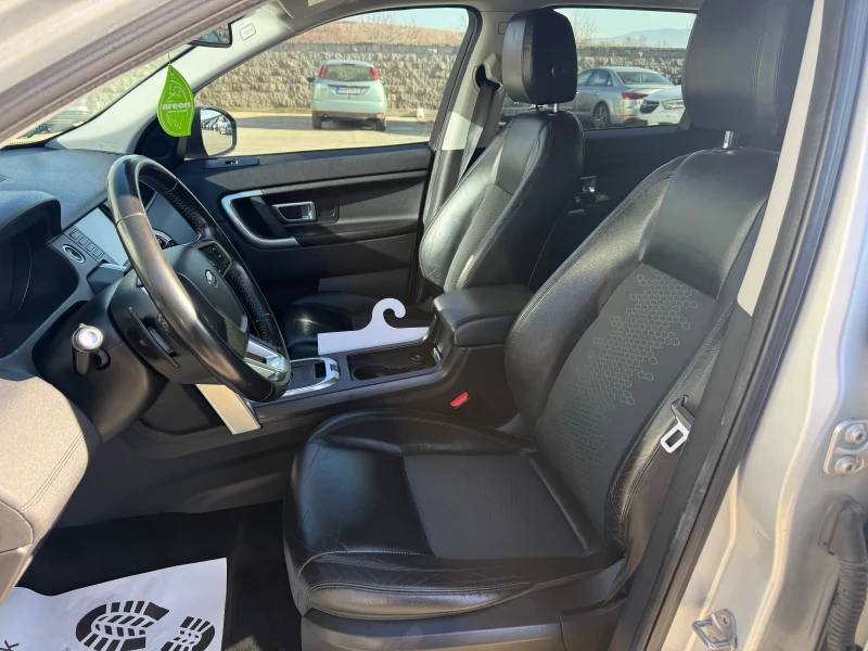 Land Rover Discovery 2.0D* 4x4 * ТОП СЪСТОЯНИЕ*  РЕГИСТРИРАН * ОБСЛУЖЕН, снимка 9 - Автомобили и джипове - 53110436