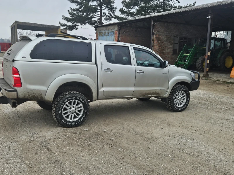 Toyota Hilux, снимка 6 - Автомобили и джипове - 53185669