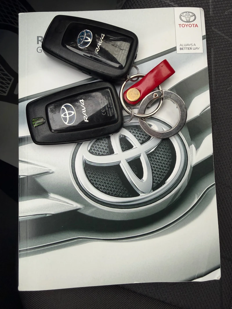 Toyota Rav4 2.5 HYBRID GARANCIA, снимка 13 - Автомобили и джипове - 53383717