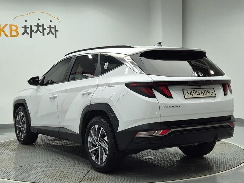 Hyundai Tucson Gasoline 1.6 Turbo 2WD| 177�.�. | Mobile.bg � ����������� 2
