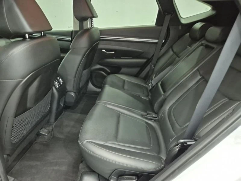 Hyundai Tucson Gasoline 1.6 Turbo 2WD| 177�.�. | Mobile.bg � ����������� 12