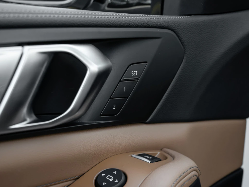 BMW X5 40i / M-Sport / 22 Rims / PANO - изображение 8