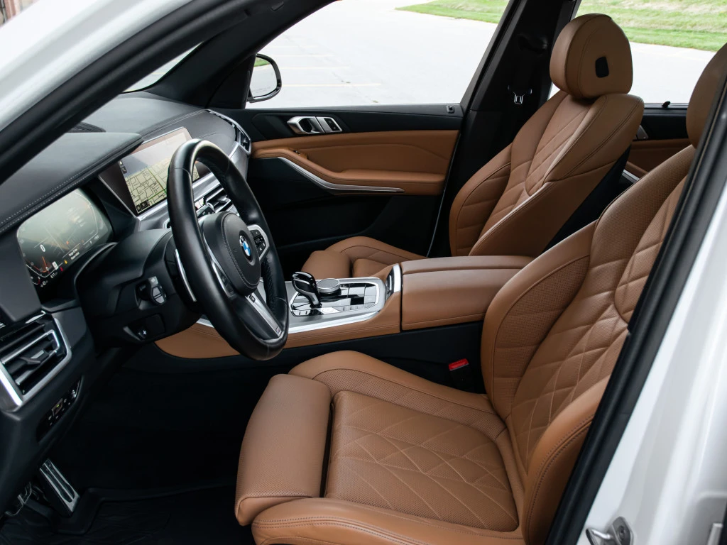 BMW X5 40i / M-Sport / 22 Rims / PANO - изображение 7