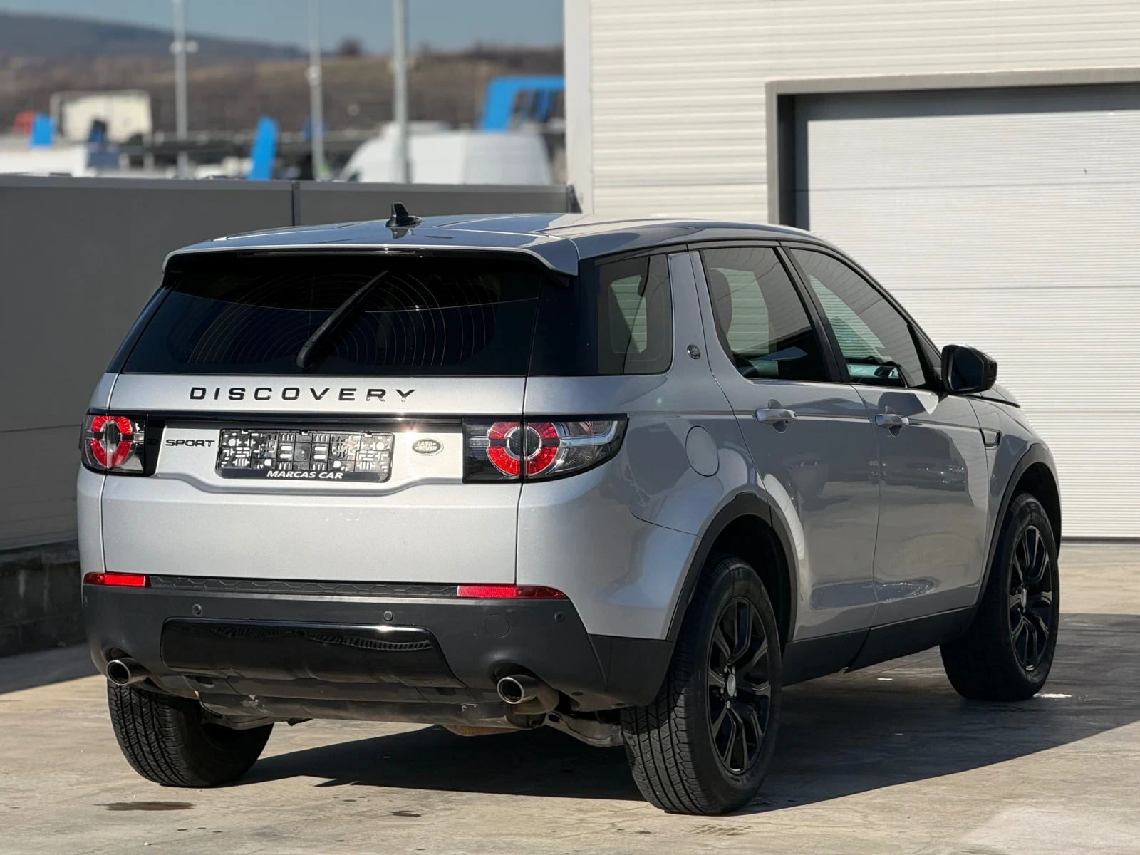 Land Rover Discovery 2.0D* 4x4 * ТОП СЪСТОЯНИЕ*  РЕГИСТРИРАН * ОБСЛУЖЕН - изображение 5