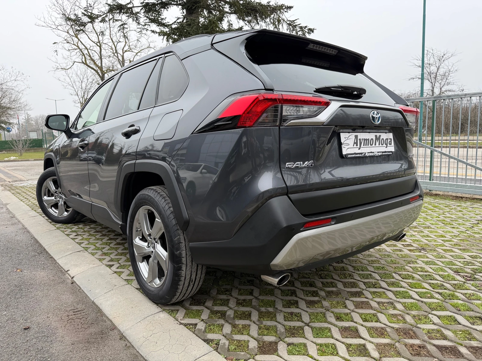Toyota Rav4 2.5 HYBRID GARANCIA - изображение 6