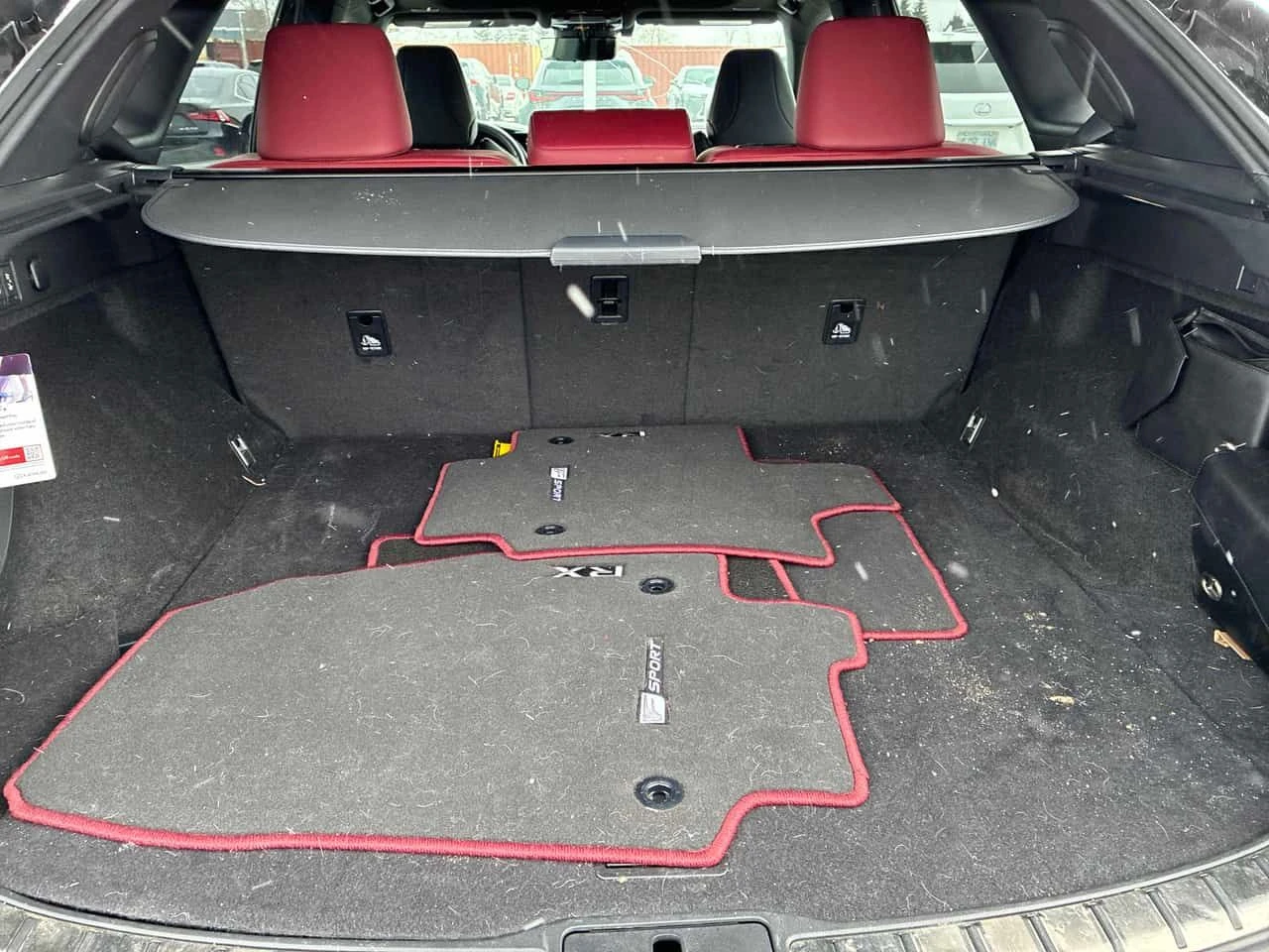 Lexus RX 500h F Sport CARFAX, снимка 14 - Автомобили и джипове - 53894669