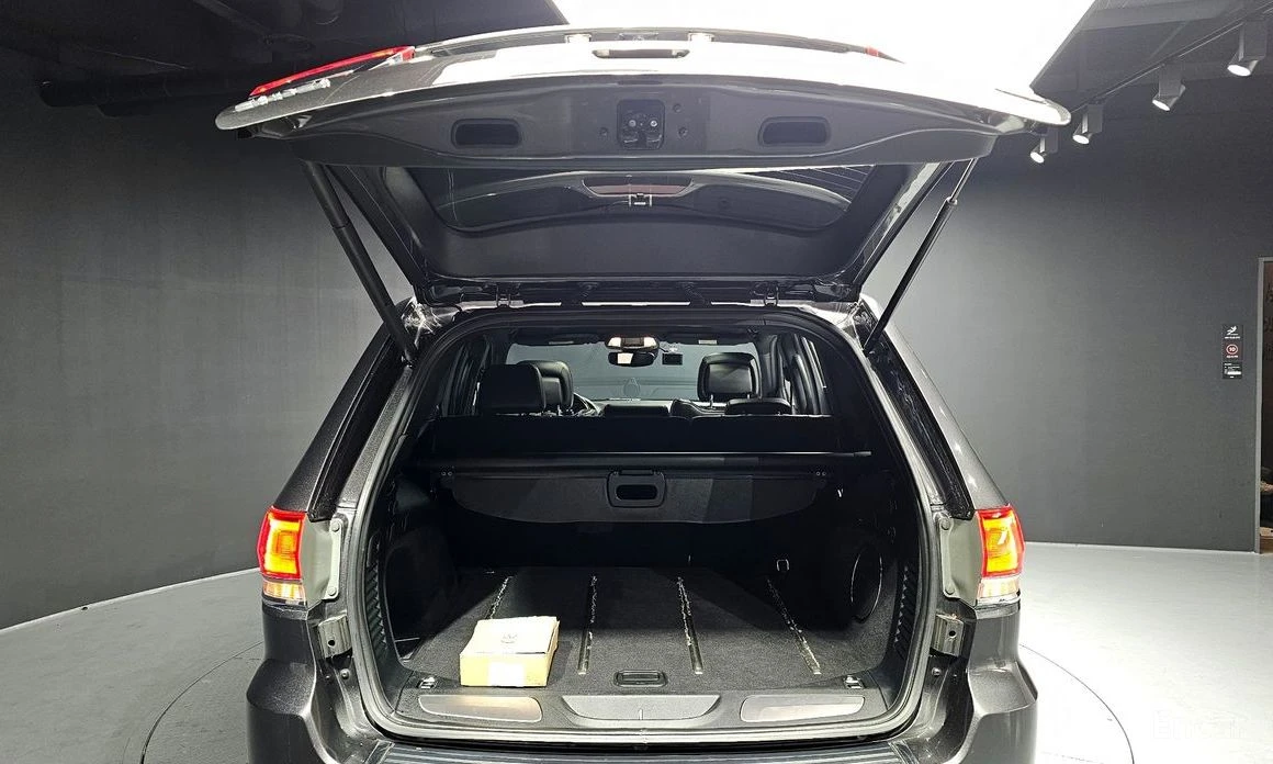 Jeep Grand cherokee OVERLAND* ����* �������* ���������* ������* PANO*  | Mobile.bg � ����������� 17