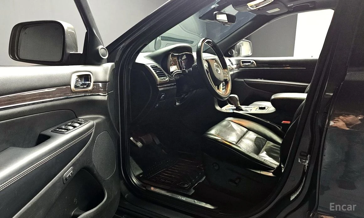 Jeep Grand cherokee OVERLAND* ����* �������* ���������* ������* PANO*  | Mobile.bg � ����������� 10