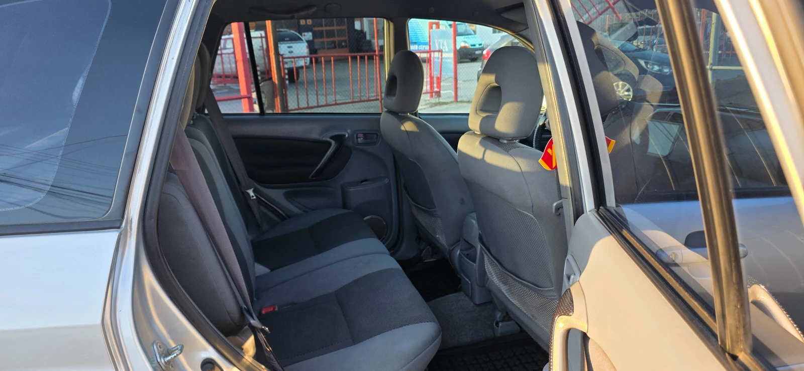 Toyota Rav4 2.0-116�� | Mobile.bg � ����������� 11