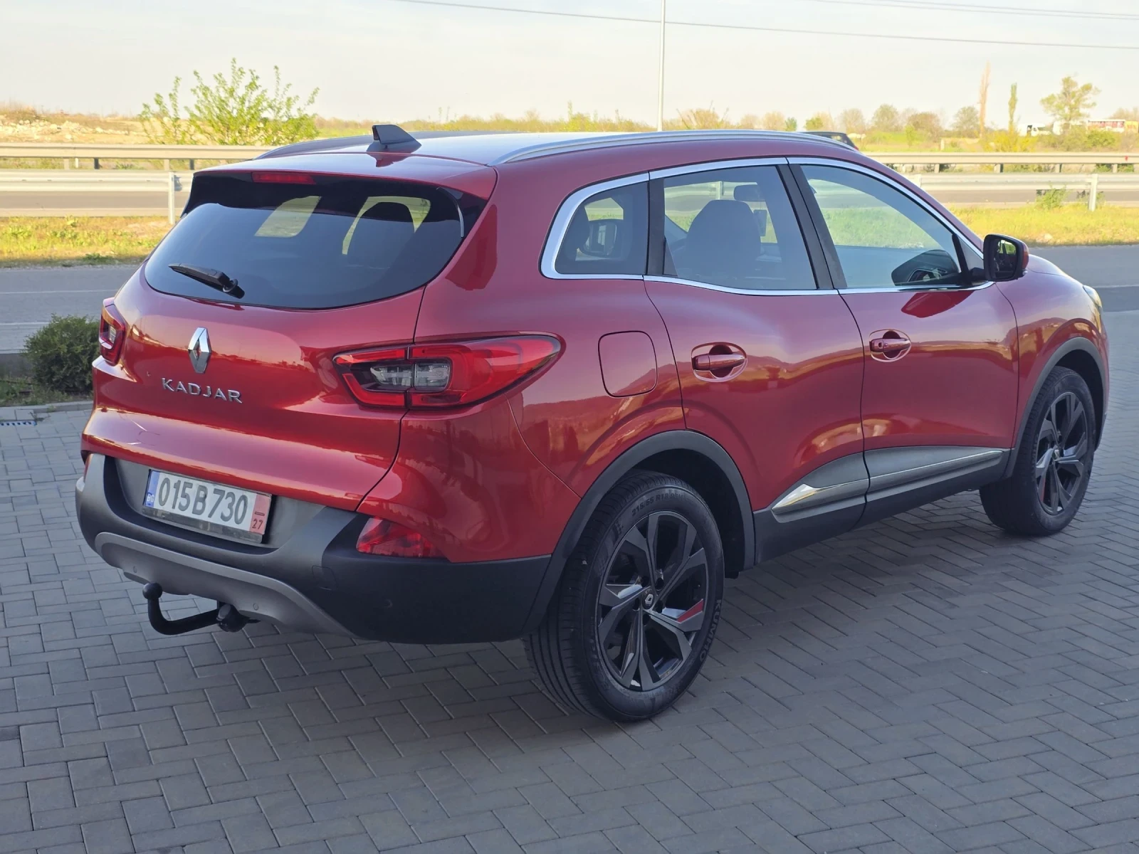 Renault Kadjar 1.2TCe/4-Цилиндъра/ЕВРО6, снимка 5 - Автомобили и джипове - 54306923