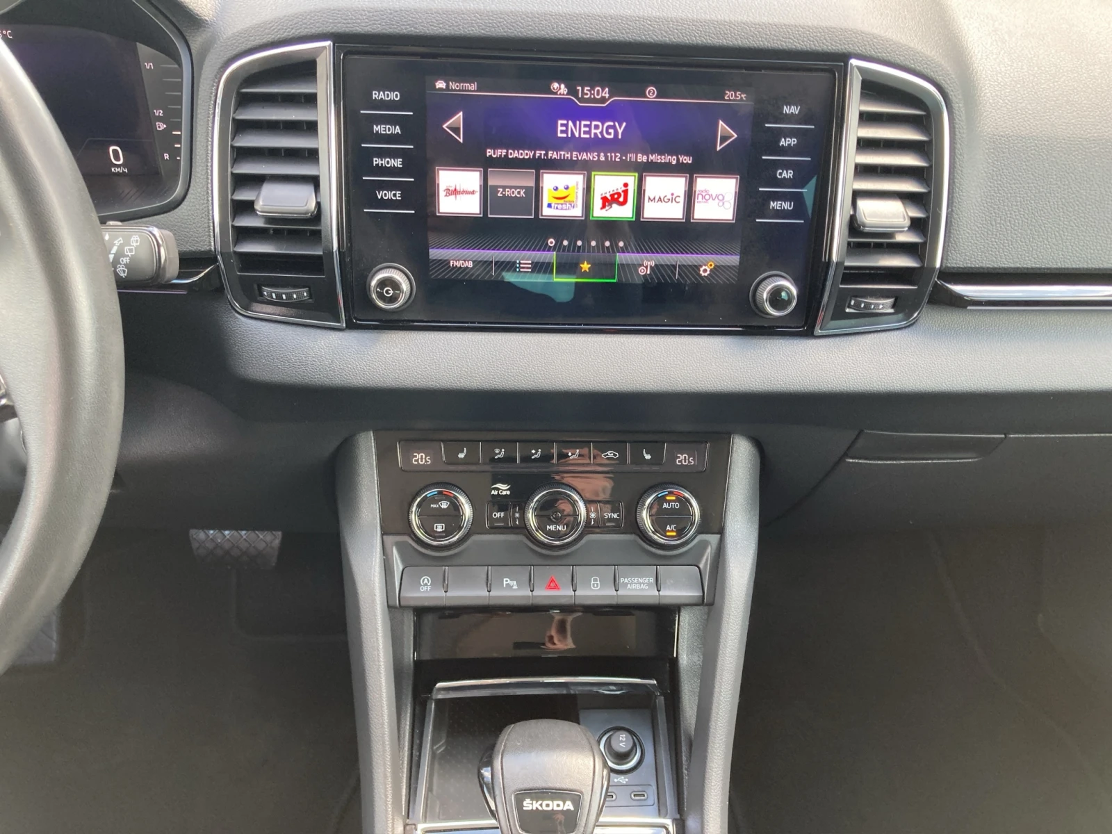 Skoda Karoq 1.5TSI STYLE DSG7 150 HP, снимка 13 - Автомобили и джипове - 54621533