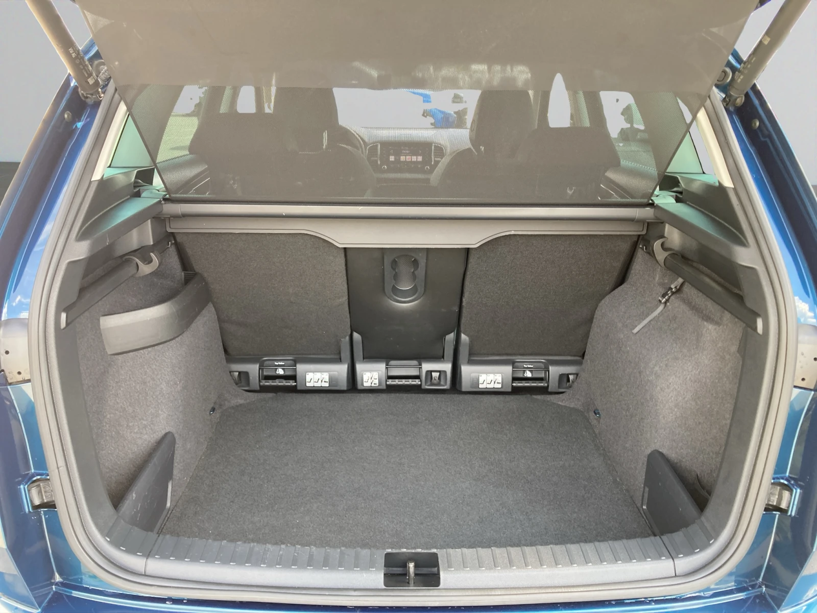 Skoda Karoq 1.5TSI STYLE DSG7 150 HP, снимка 15 - Автомобили и джипове - 54621533