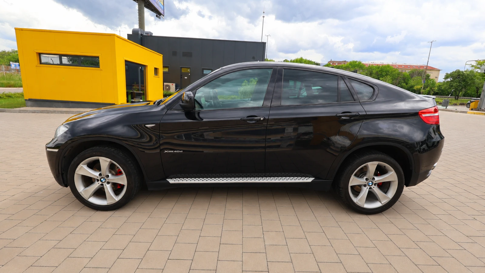 BMW X6 4.0D | LCI | Богато оборудване | Отлично поддържан, снимка 3 - Автомобили и джипове - 54622285