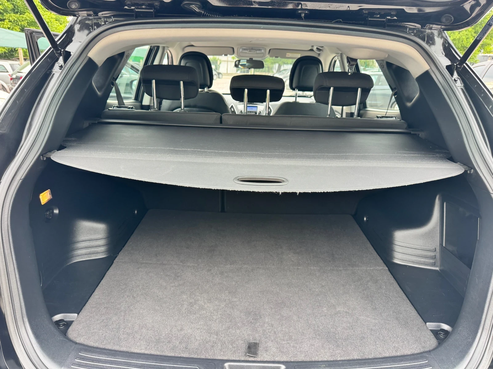 Hyundai IX35, снимка 13 - Автомобили и джипове - 55140797