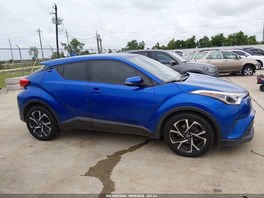Toyota C-HR 2.0l Xle Premium, снимка 13 - Автомобили и джипове - 55570147