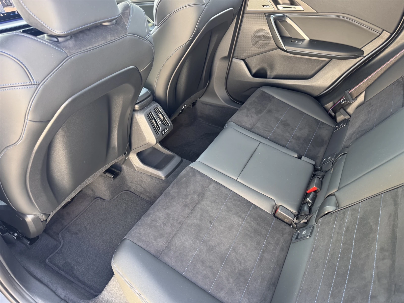 BMW X1 xDrive23d, снимка 15 - Автомобили и джипове - 55889890