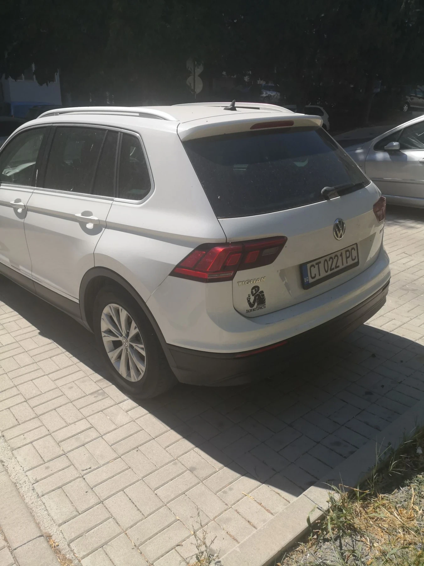 VW Tiguan, снимка 4 - Автомобили и джипове - 56154503