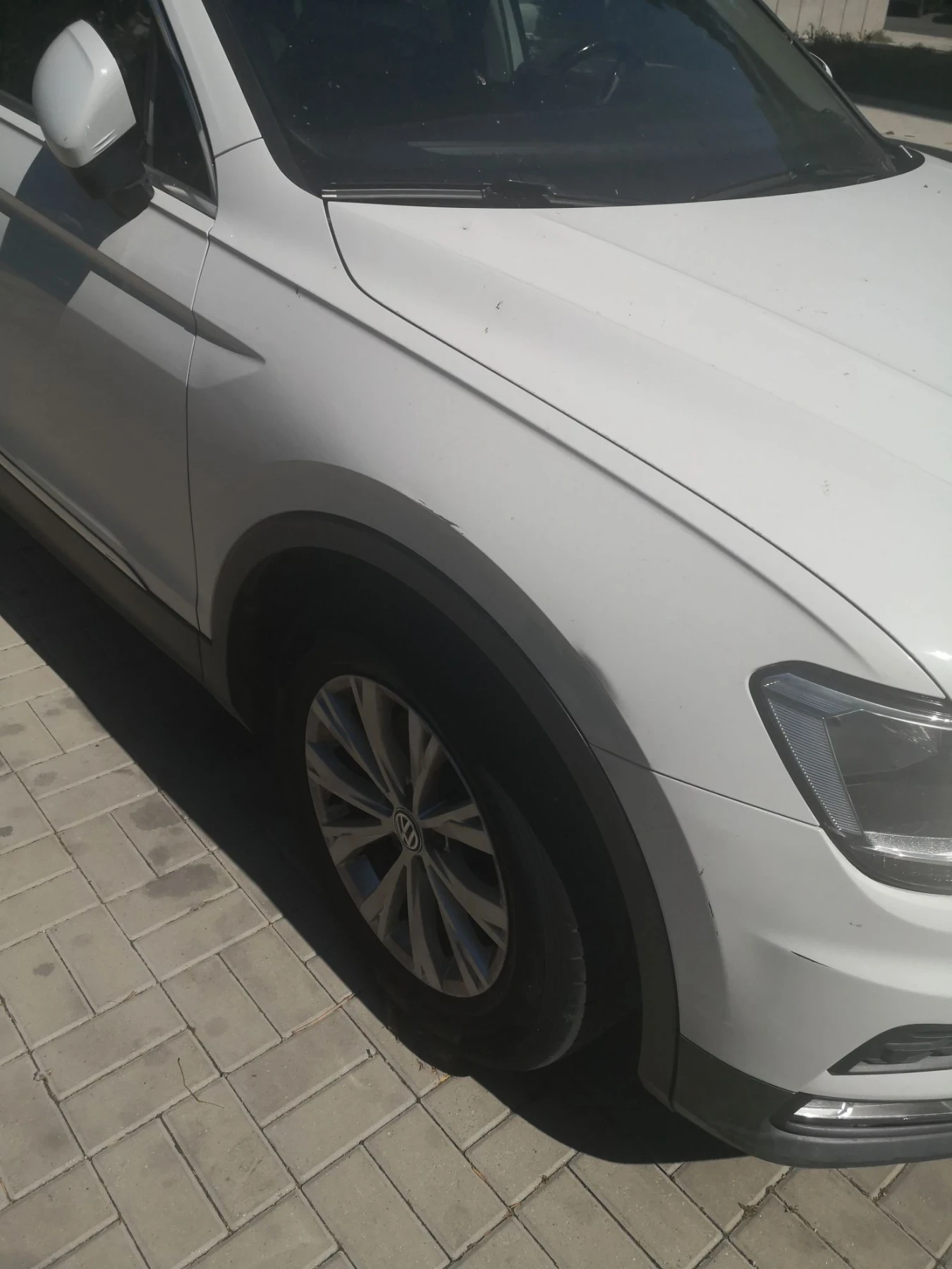 VW Tiguan, снимка 3 - Автомобили и джипове - 56154503