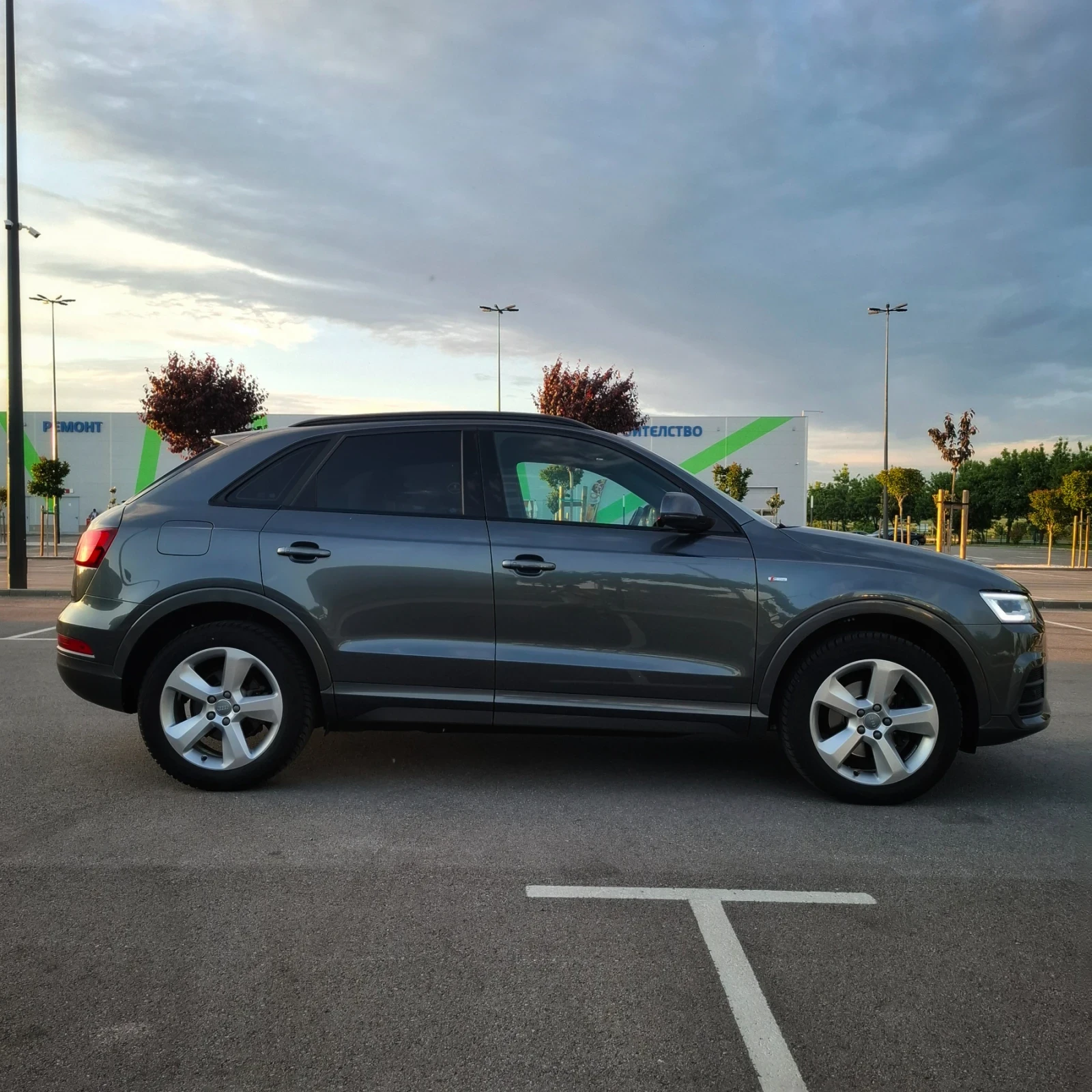 Audi Q3 184 ps, black edition, снимка 5 - Автомобили и джипове - 56337609