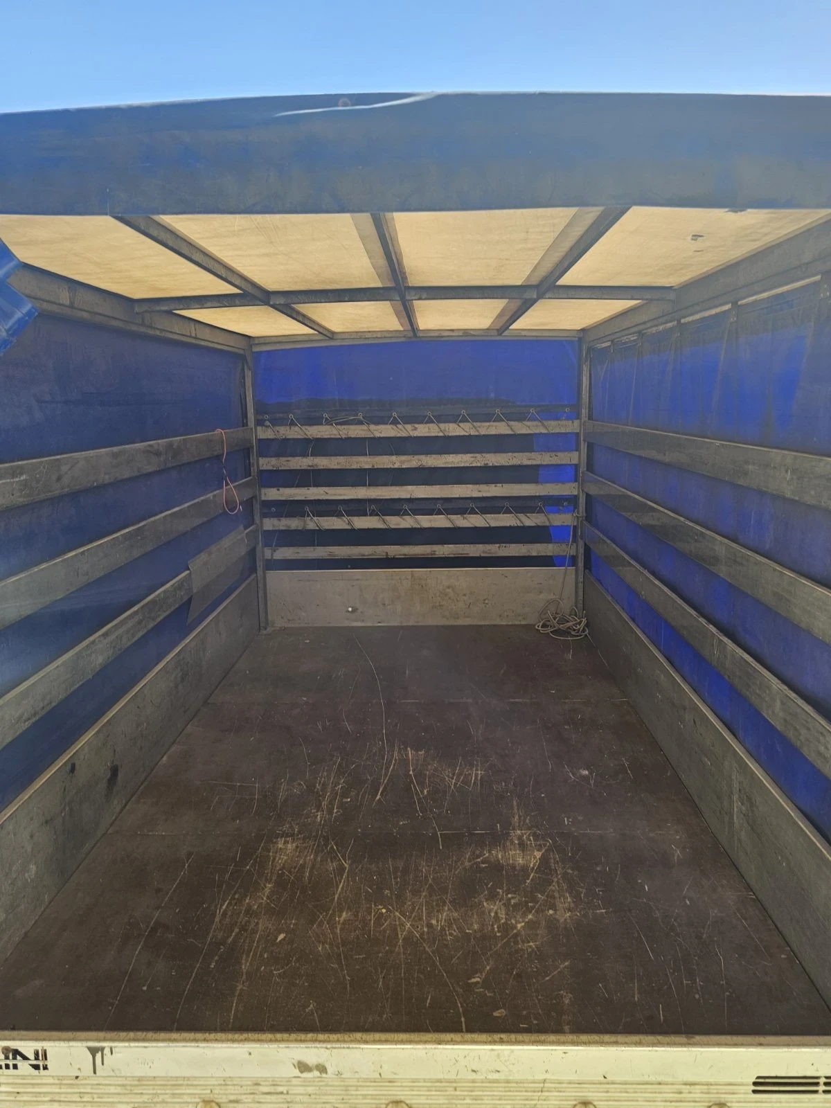 Ford Transit 2.4//140к.с 6 скорости - изображение 8