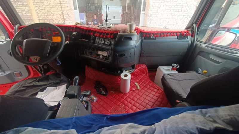 Volvo Fh FH 13, снимка 8 - Камиони - 51365711