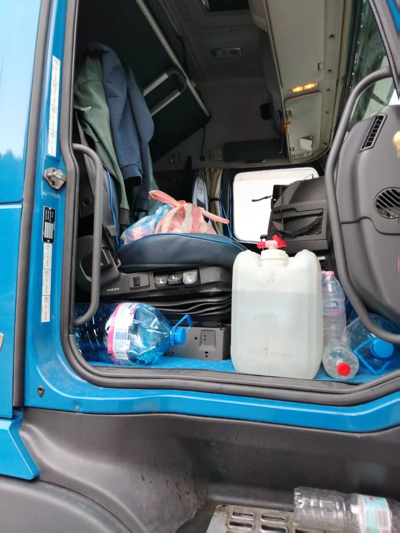 Volvo Fh, снимка 7 - Камиони - 53381561