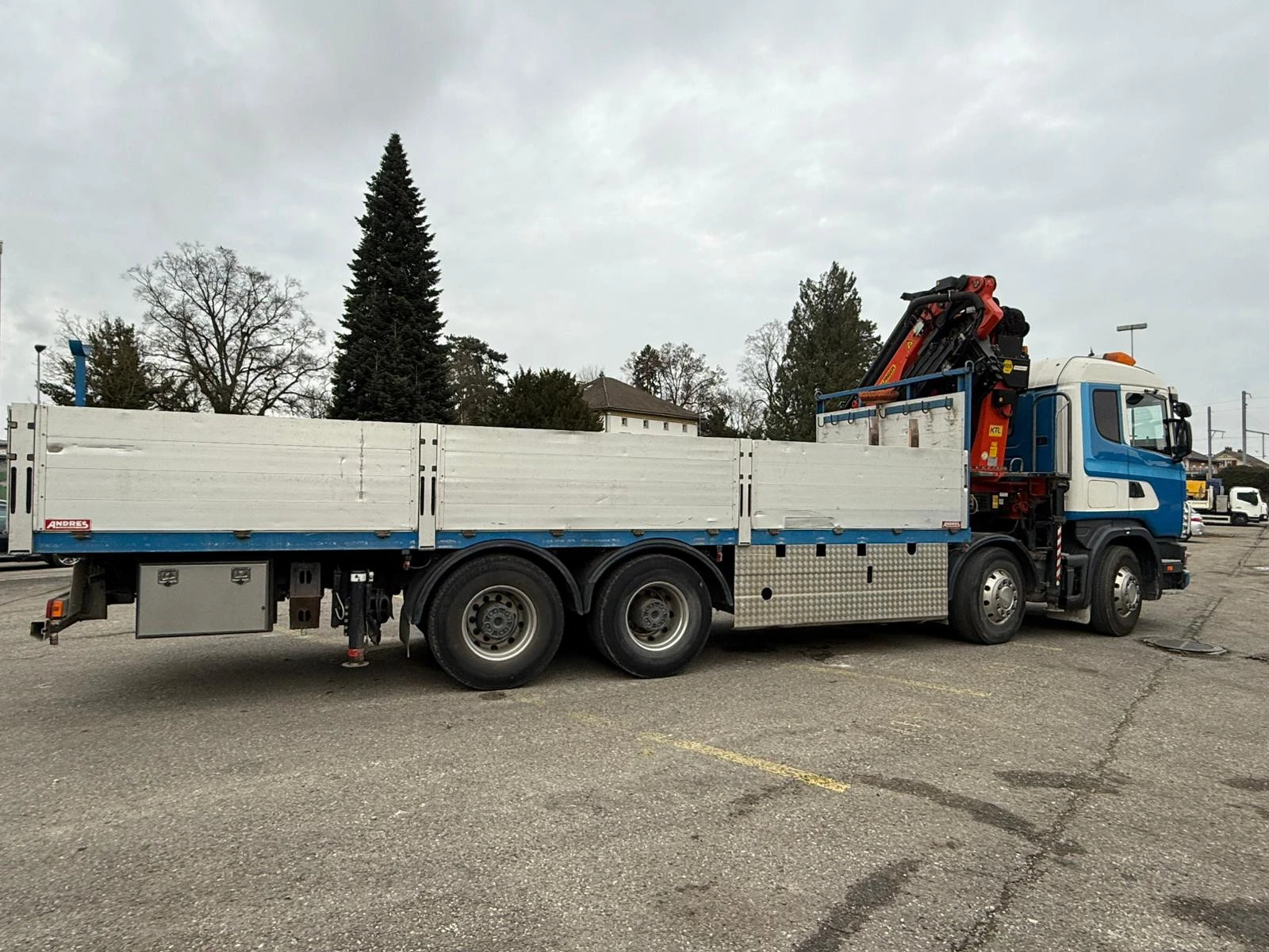Scania 124 420 24м Кран, снимка 7 - Камиони - 55210717