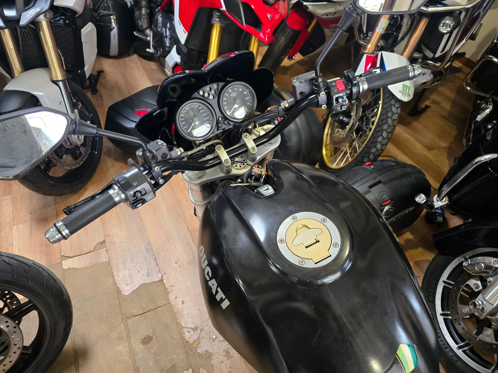 Ducati Monster 620i Dark, снимка 10 - Мотоциклети и мототехника - 53699430
