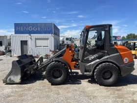 Челен товарач Hitachi ZW 75, снимка 1