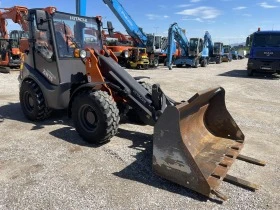 Челен товарач Hitachi ZW 75, снимка 9