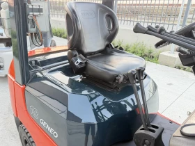 Мотокар Toyota 1.8тона* ИЗРАВНИТЕЛ* ПАРНО+ КЛИМАТИК* КАТО НОВ* , снимка 12